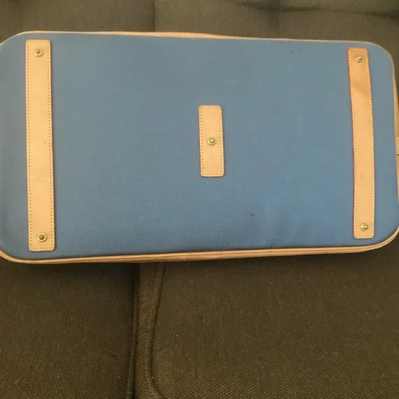 DOONEY & BOURKE Blue & Tan large travel bag. - Picture 6 of 7